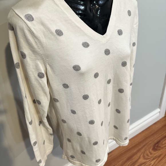 Ladies Tommy Hilfiger Cotton Blend V-neck sweater - Picture 3 of 10